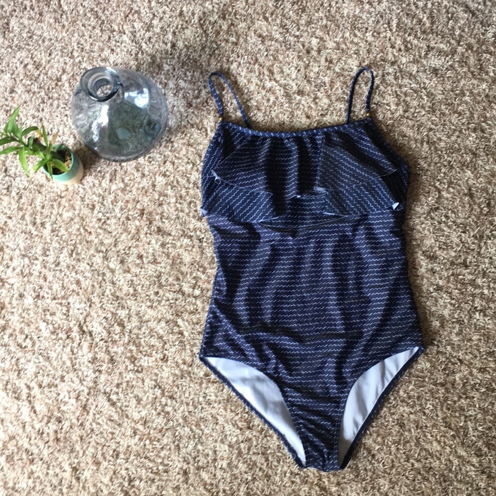 Worn Once! Women’s Blue&White One Piece Swimsuit M